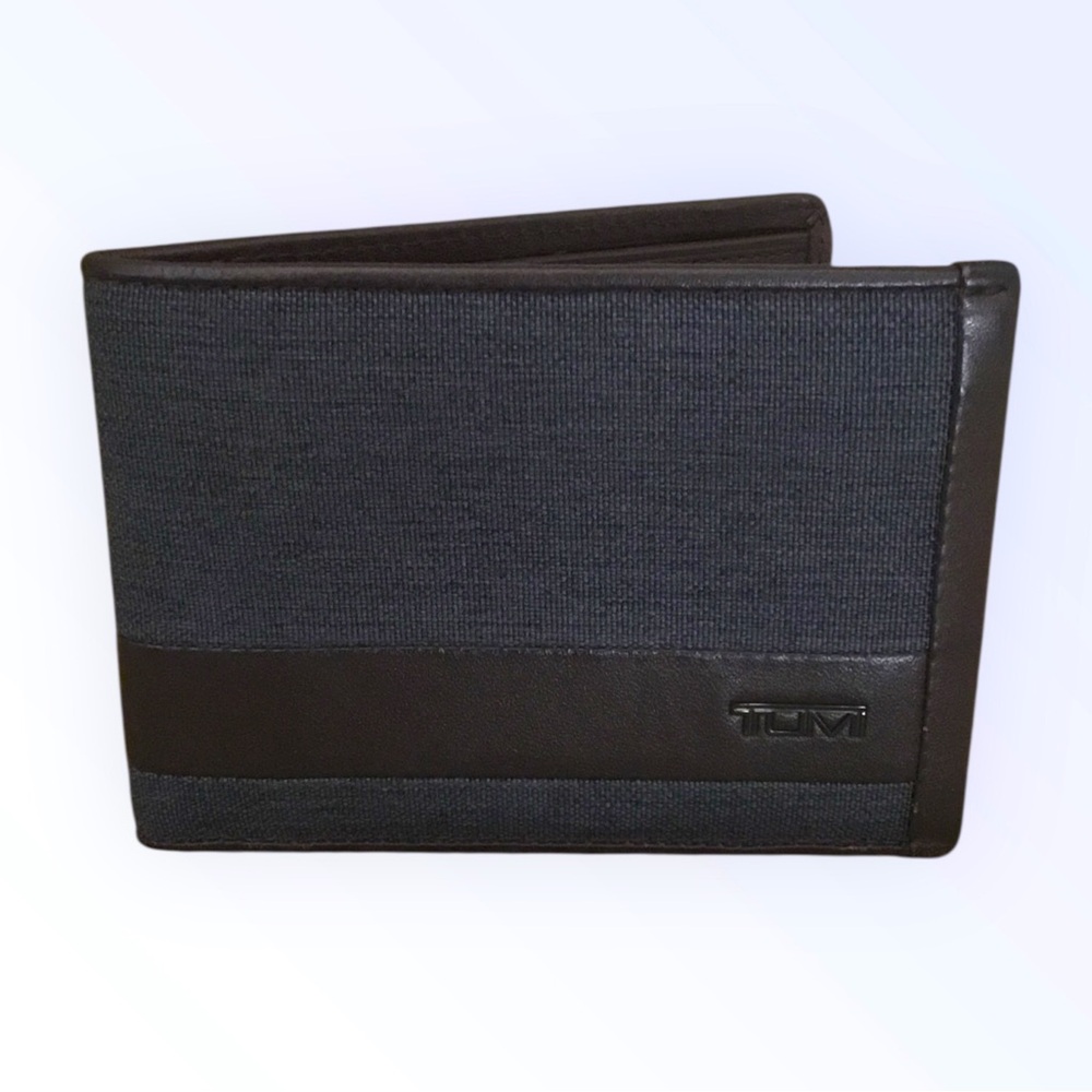 TUMI Men’s Alpha SLG Double Bifold Wallet